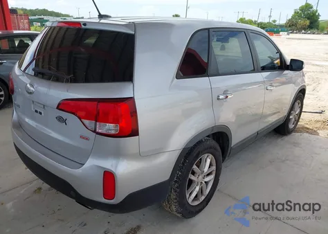2014 Kia Sorento Lx z USA, uszkodzony, nr VIN 5XYKT3A62EG476787